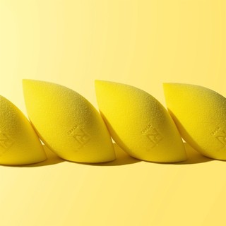 Set 2 mút che khuyết điểm RT Real Techniques Miracle Concealer Sponge Duo 0093
