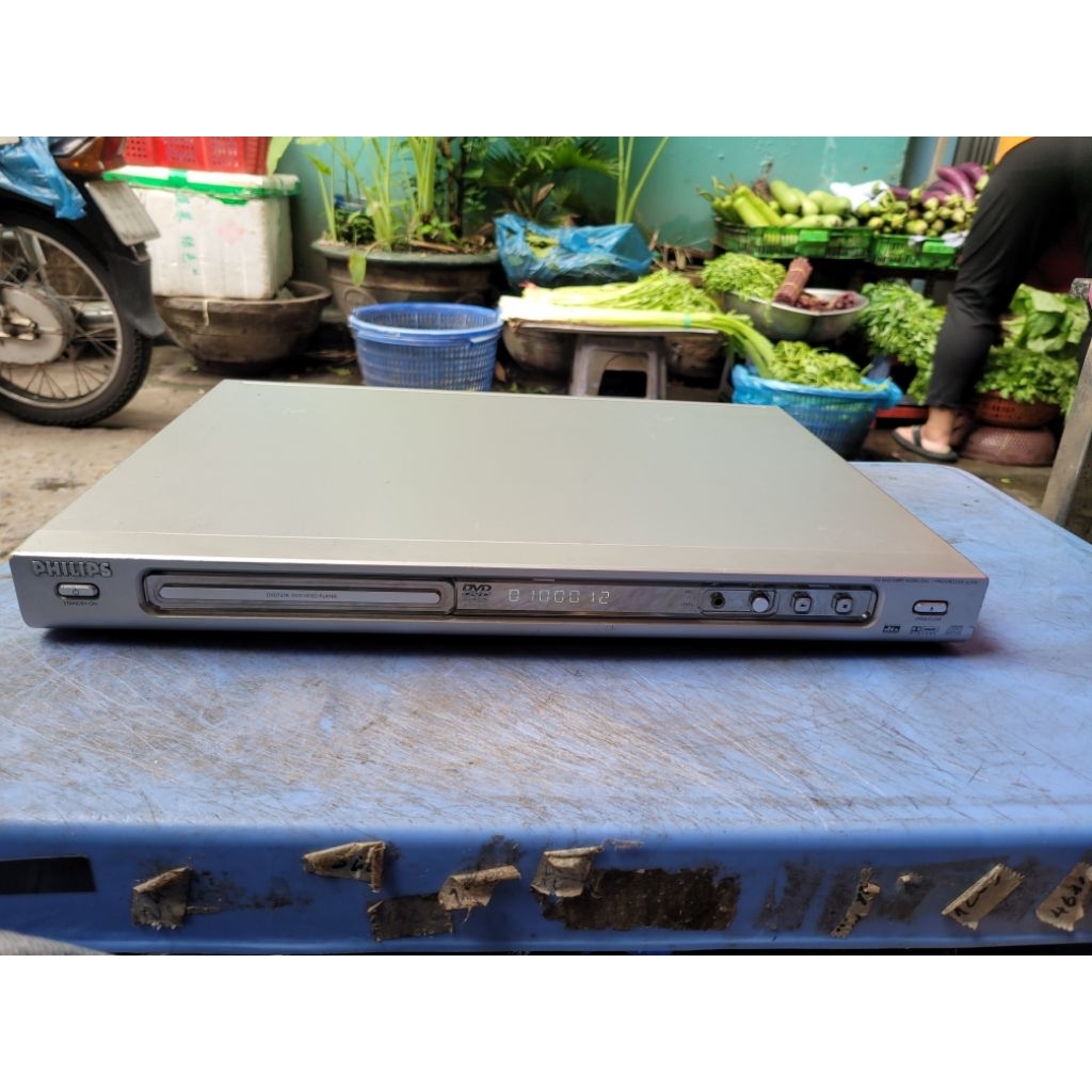 Philips DVD-727K/691 Karaoke/DVD/VCD/CD/MP4/MP3 Player còn rất đẹp 😍. Hàng đã qua sử dụng, chính hãn