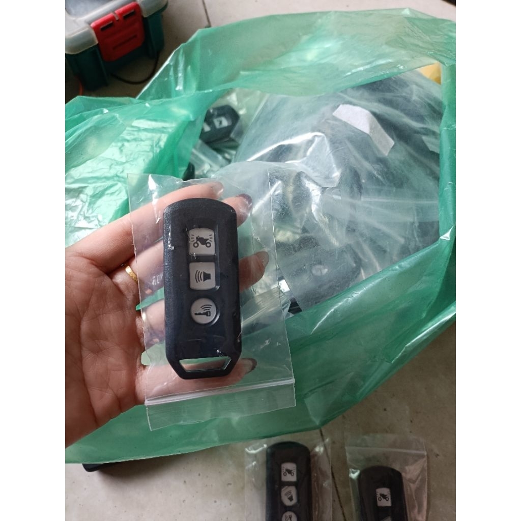 VỎ CHÌA 3 NÚT SH  SMARTKEY HONDA CÓ PHÍM ĐẦY ĐỦ