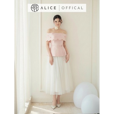 Set Váy Tiểu Thư Alice Cao Cấp, Áo Trễ Vai Chiết Eo Chất Tafta Đính Hoa Nổi, Chân Váy Lưới Maxi Nhiều Lớp T483