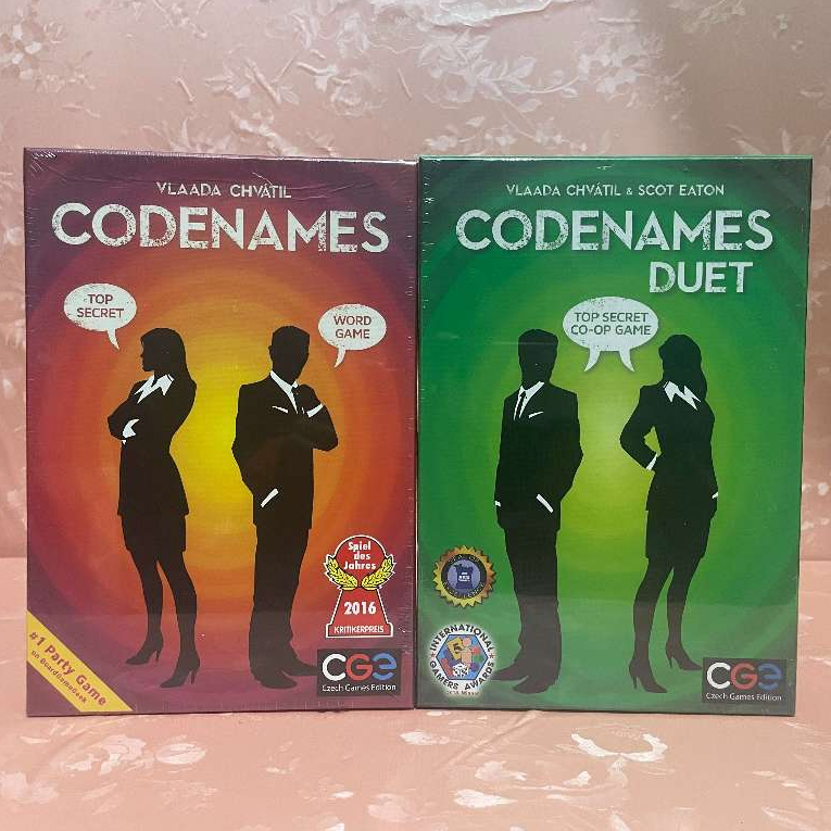 Trò chơi board game Codenames Mật Danh