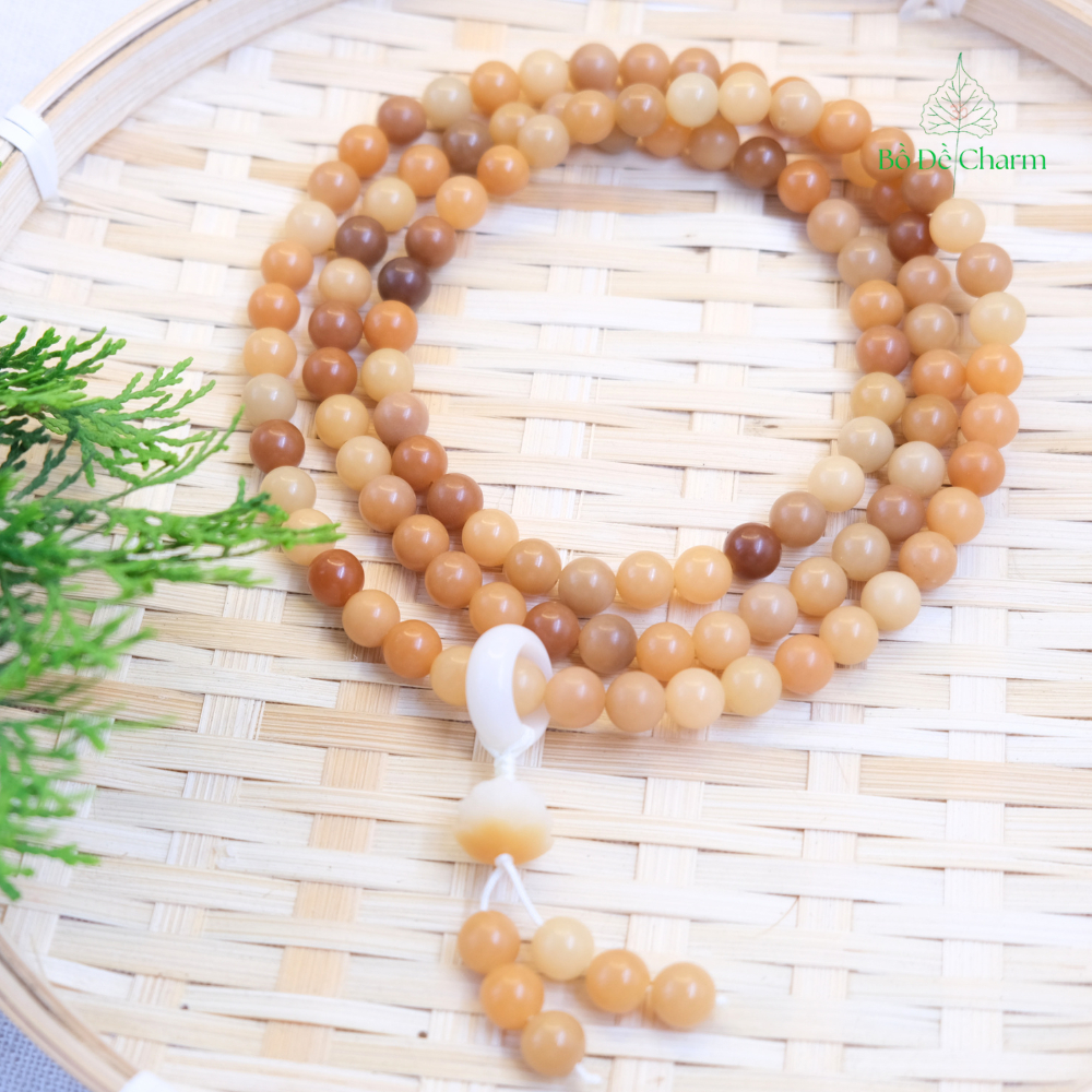 Chuỗi 108 hạt Bồ Đề màu nâu kem 8mm mix sen | Bồ Đề Charm | Chuỗi hạt Bồ Đề đeo tay 108 hạt 8ly