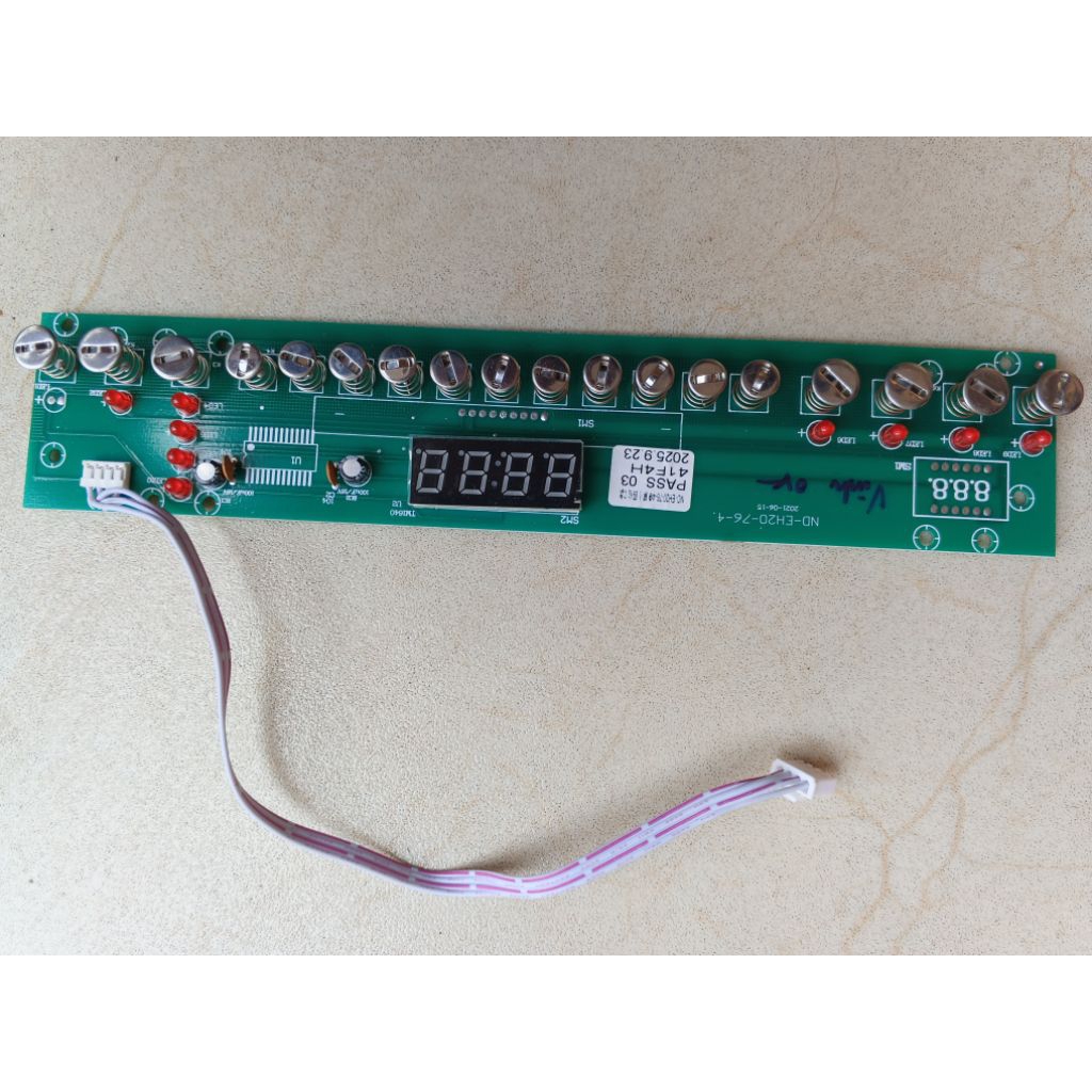 bo mạch điều khiển hiển thị của bếp từ đôi Canzy CZ-IC888Pro,  Latino mã ND-EH20-76-4