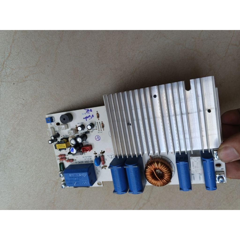 Bo mạch nguồn của bếp từ đôi Sunhouse , Canzy CZ-PID369 serial 8.0 chạy liu riu
