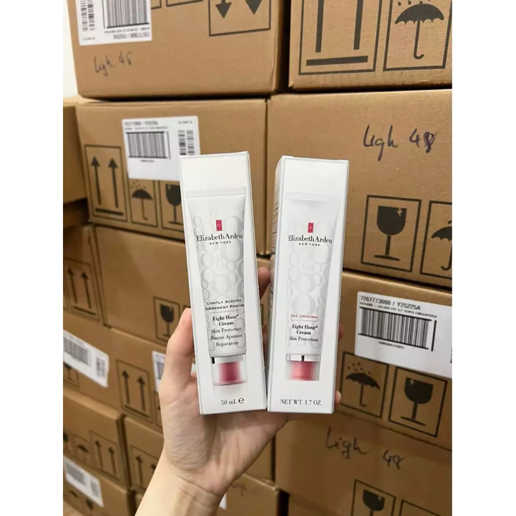 DƯỠNG MÔI ELIZABETH ARDEN EIGHT HOUR CREAM 50G