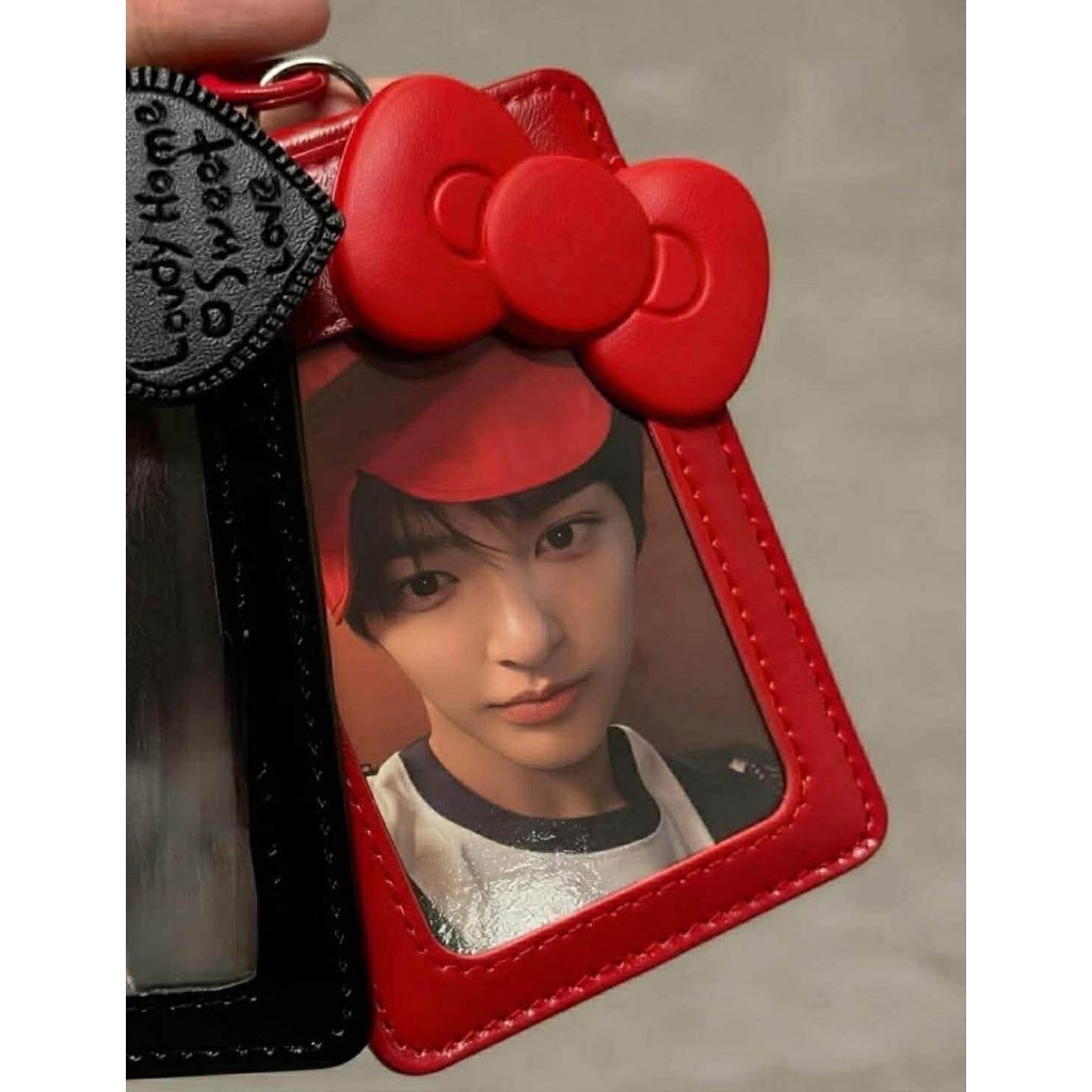(Có sẵn) Holder nơ đỏ bao da đựng card (chỉ gồm holder ko kèm card)