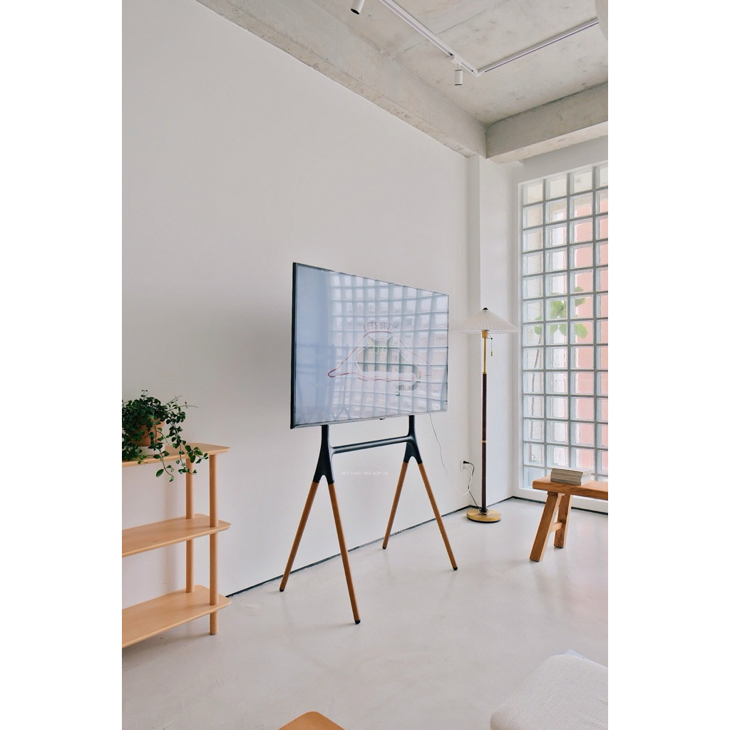 Kệ TV 4 chân gỗ 49-70inch