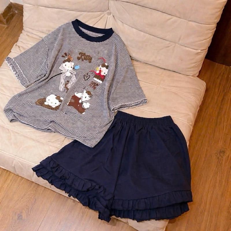 [TẶNG CHUN BUỘC TÓC] Set Bộ Áo Thun Kẻ Hoa Tiết Dễ Thương Mix Quần Bèo Cute Đáng Yêu – BY BOOM STORE | BigBuy360 - bigbuy360.vn
