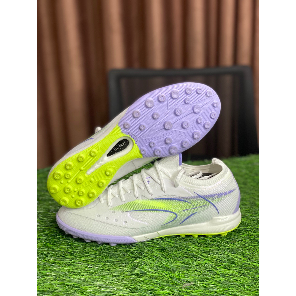 Giày Bóng Đá Kelme 6.0 TF - Màu Trắng Tím Siêu Kiểm Soát Đế Bám Sân