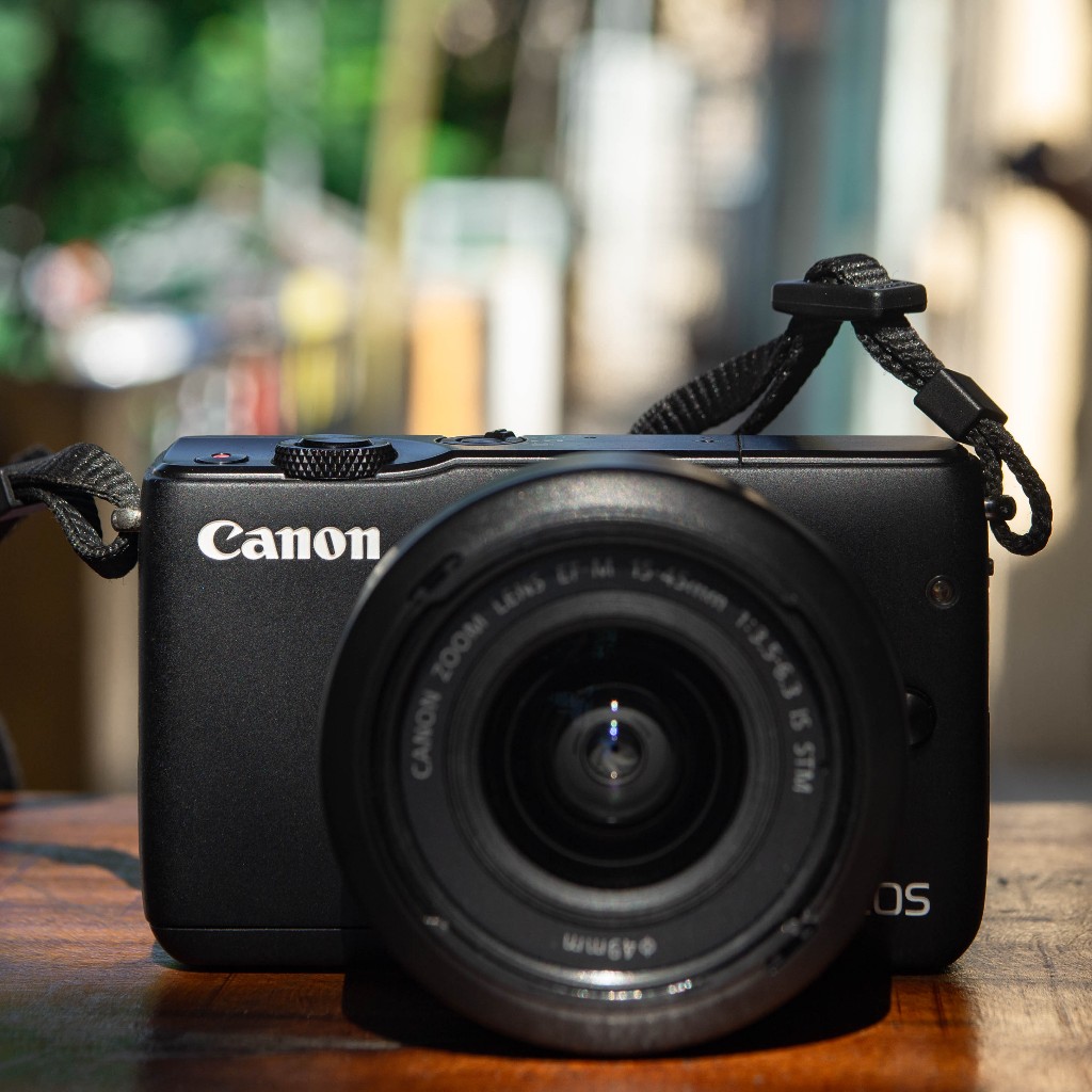 Canon EOS M10 – Canon Zoom Lens EF-M 15-45mm f/3.5-6.3 IS STM [Mirrorless]