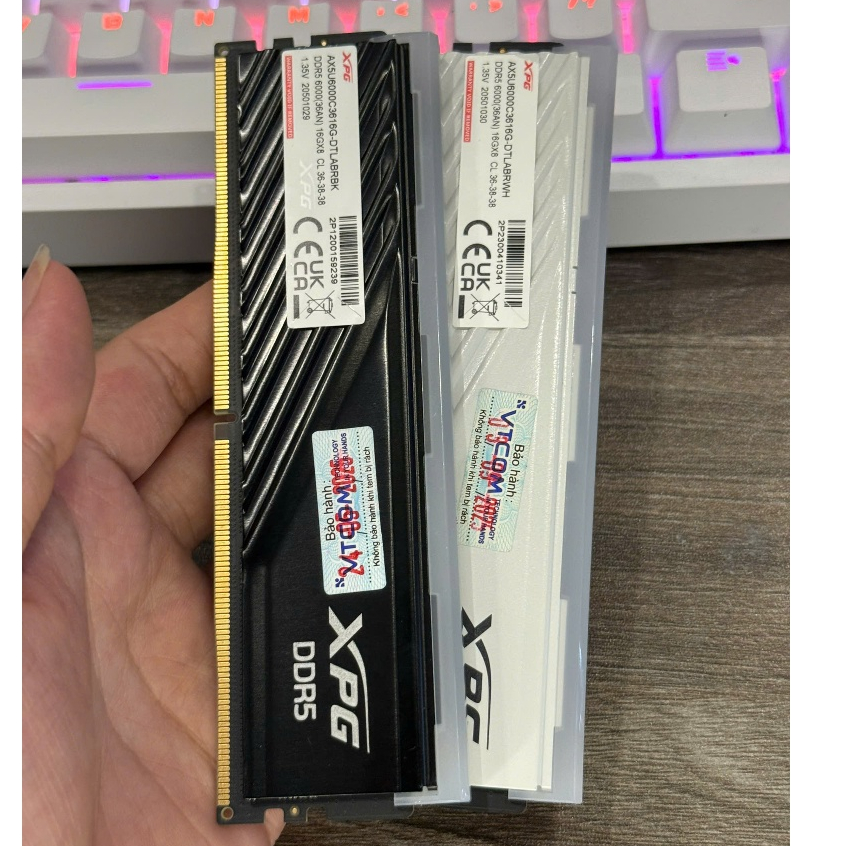 RAM ADATA 16G D5 BUS 6000Mhz còn bảo hành hãng 2030