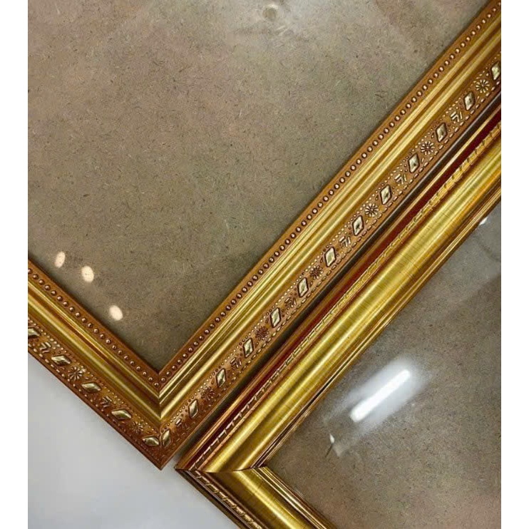 kích thước 35x25 / Khung Tranh Viền Vàng Cổ Điển – Khung Ảnh Treo Tường Sang Trọng