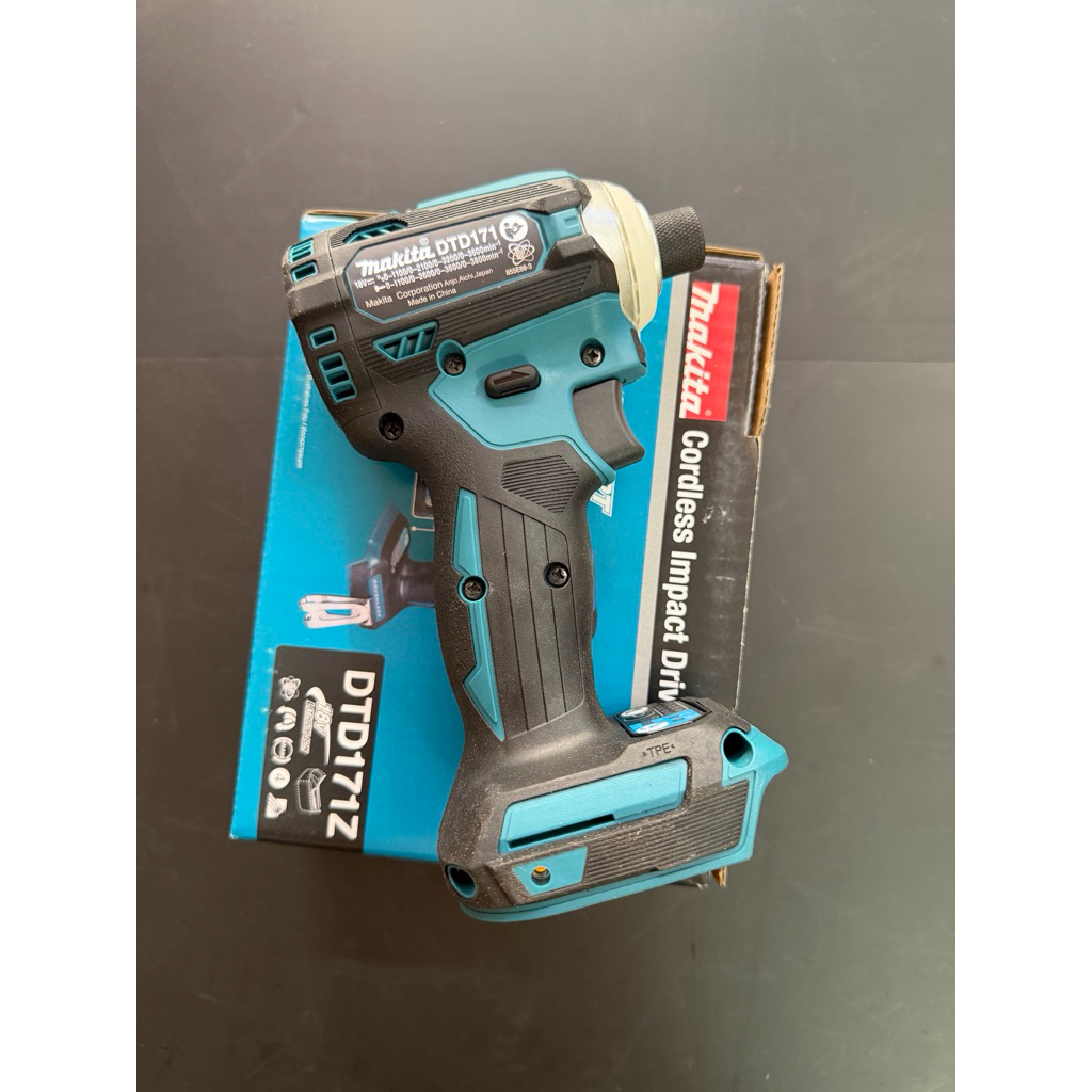 Vít Makita DTD171 mới chính hãng