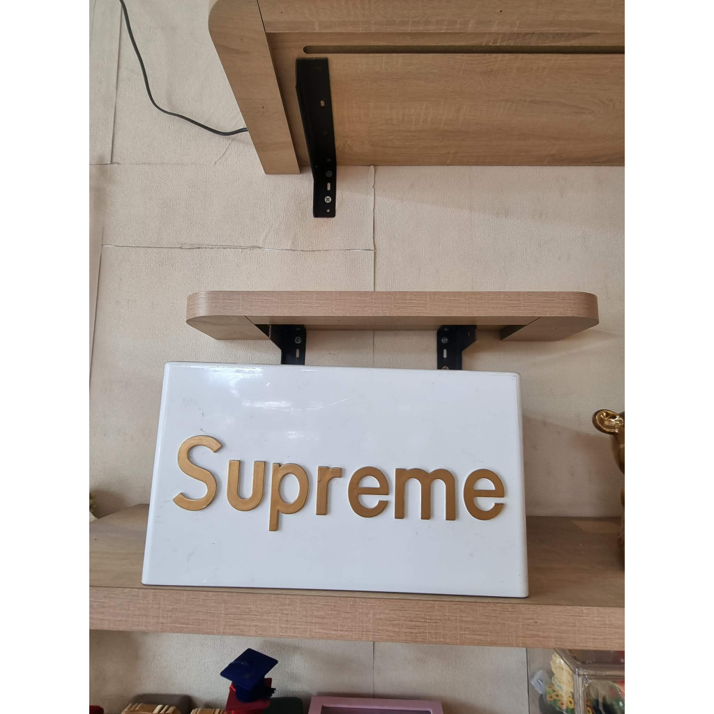 Tượng BearBrick kèm đế giá siêu tốt