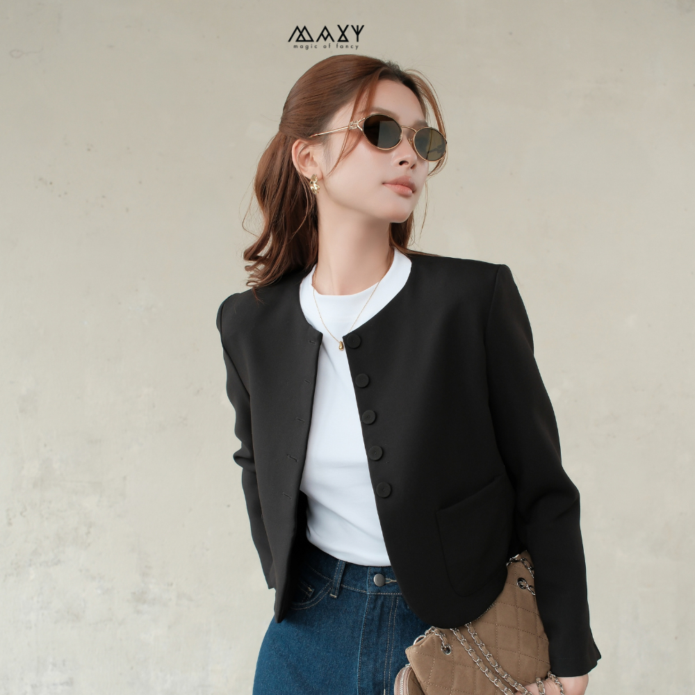 Áo khoác tay dài dáng croptop Cropped Jacket Black Maxy Workshop
