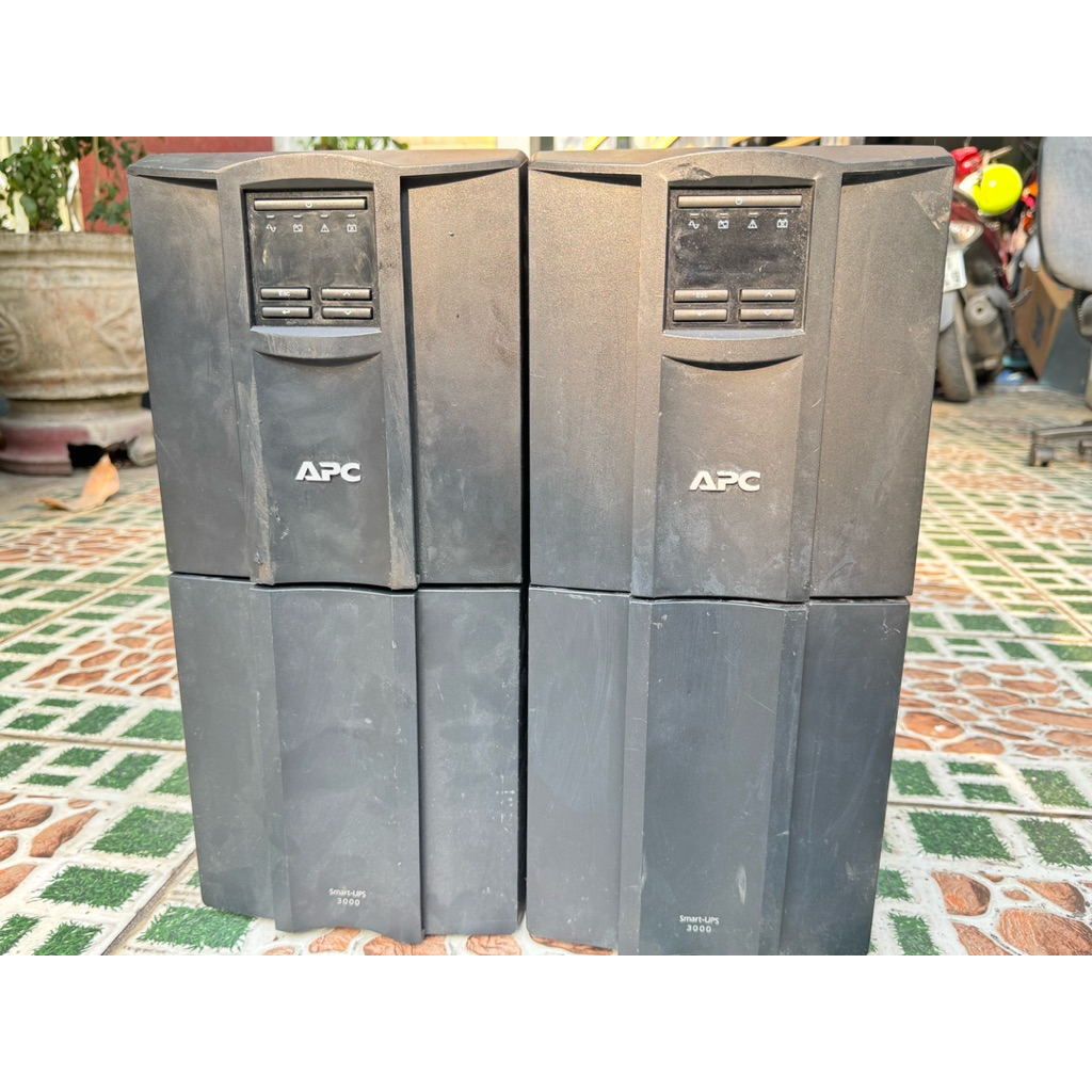 BỘ LƯU ĐIỆN UPS APC SMT3000I (3000VA/2700W) hoặc 2200I