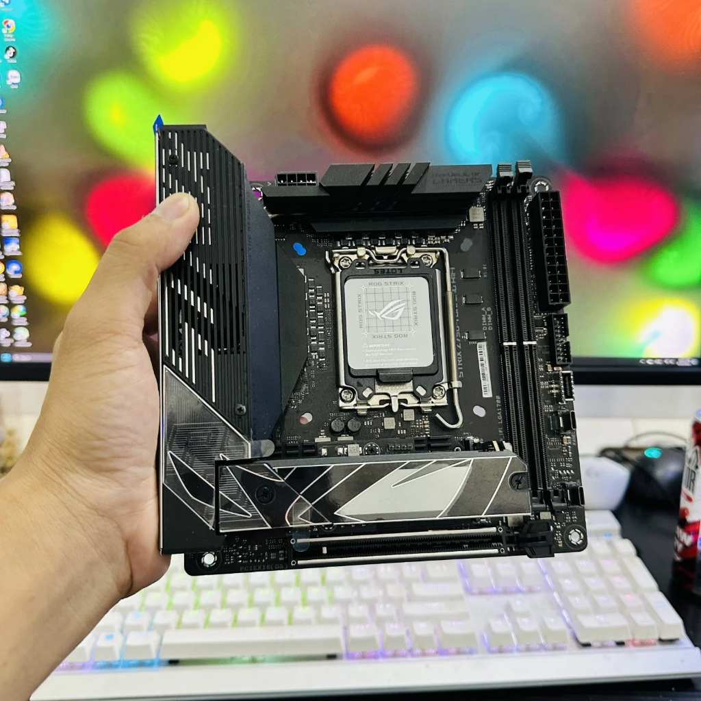 Mainboard ITX Asus ROG Strix Z790-I Gaming wifi DDR5 [2ND]