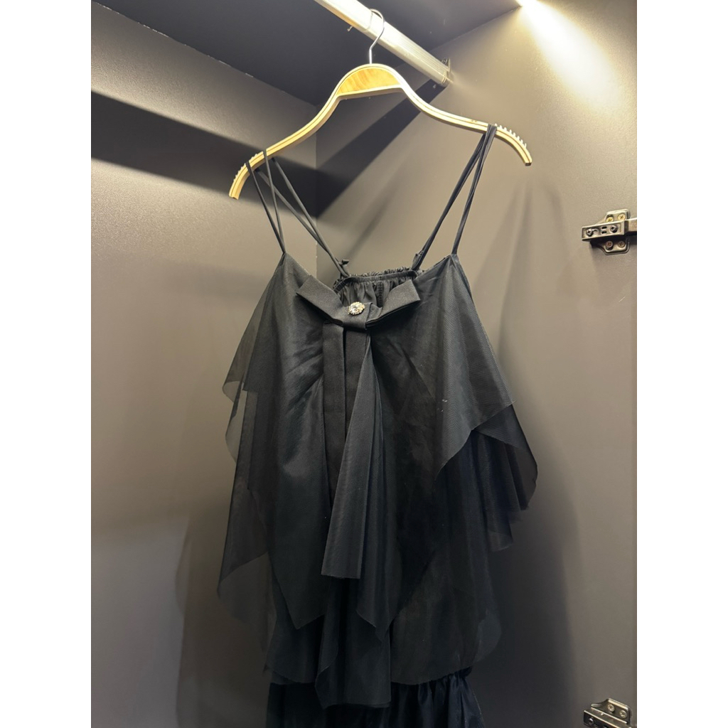 Chilas dress thiết kế Aguja