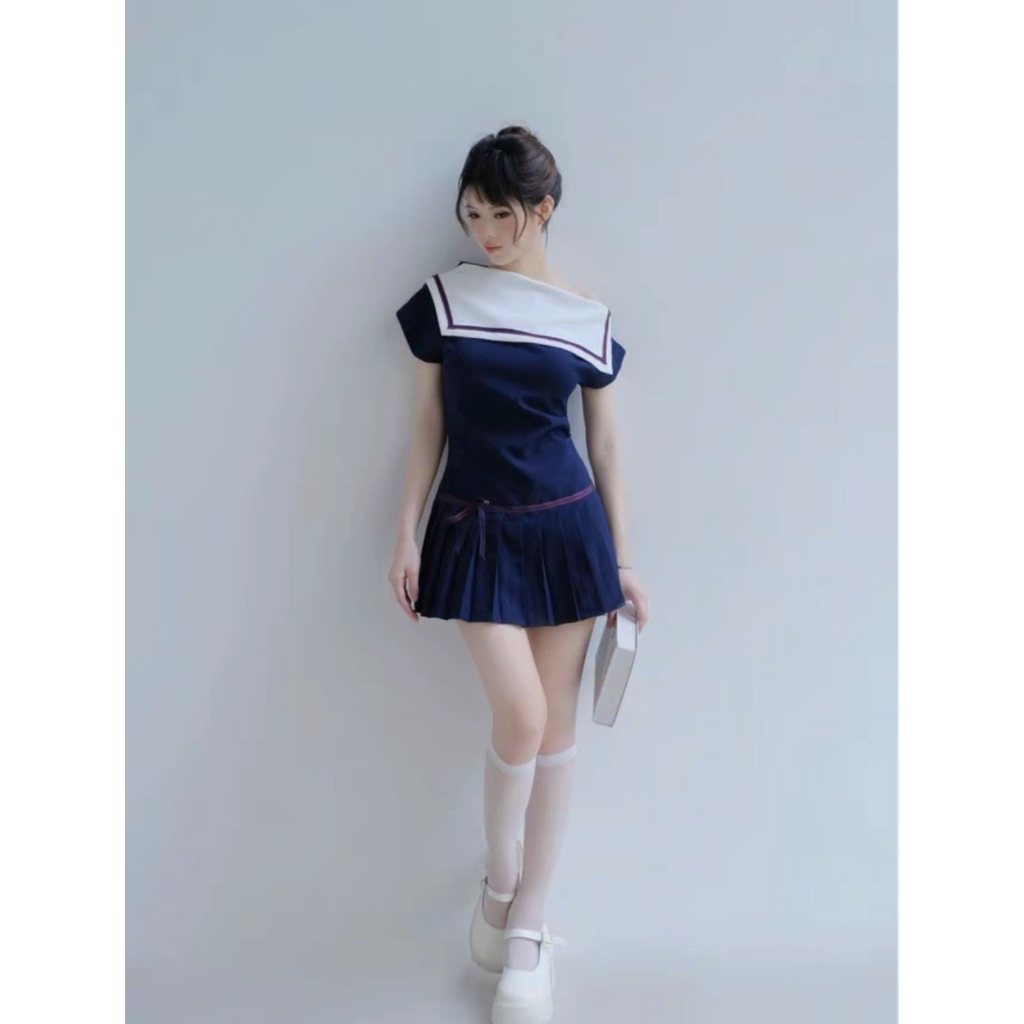 Đầm trễ vai dập ly Lilina dress thiết kế Aguja