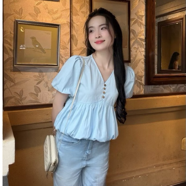 Áo kiểu hottrend nữ cổ V áo bí trẻ trung KENCO Thời Trang Nữ M3003 | BigBuy360 - bigbuy360.vn