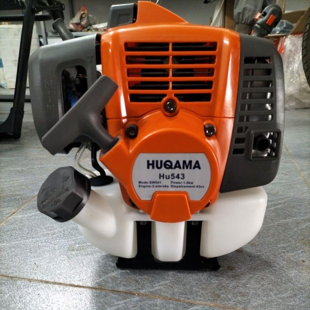 máy phát cỏ huqama 543