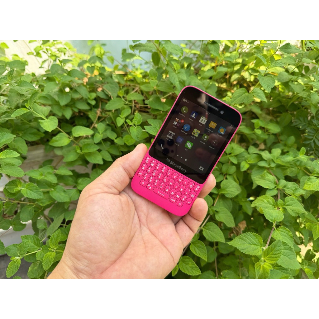 Blackberry Q5 (9925) chỉ nhận sim viettel 4g 5g