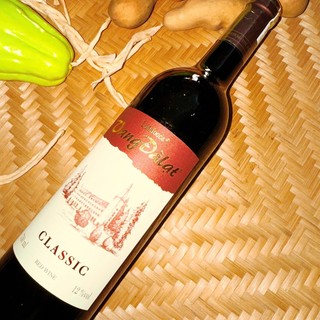 Vang Đà Lạt Chateau Classicv( vanng trắng - vang đỏ )-chai 750ml