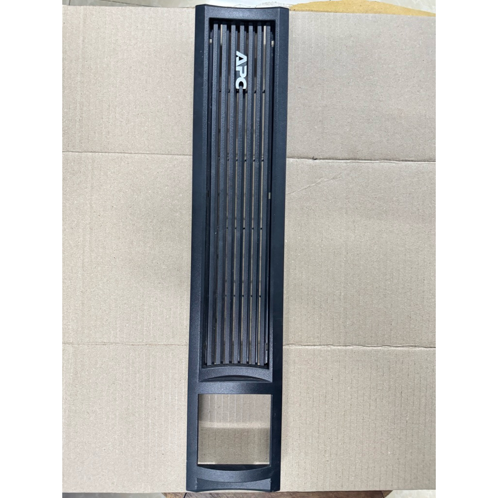 mặt nạ nhựa dòng UPS APC SMT2200RMI2U-SMT3000RMI2U