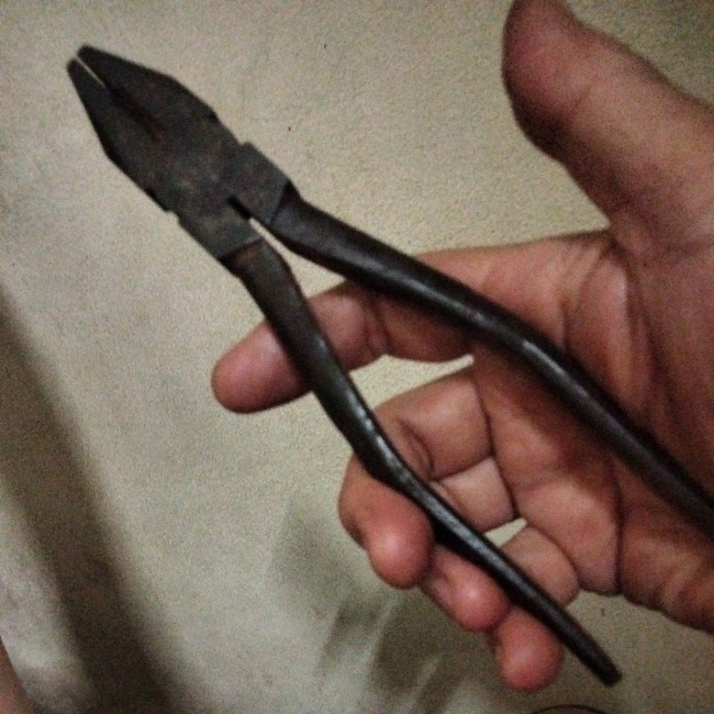 Kìm fujiya 19 cm hàng bãi Nhật
