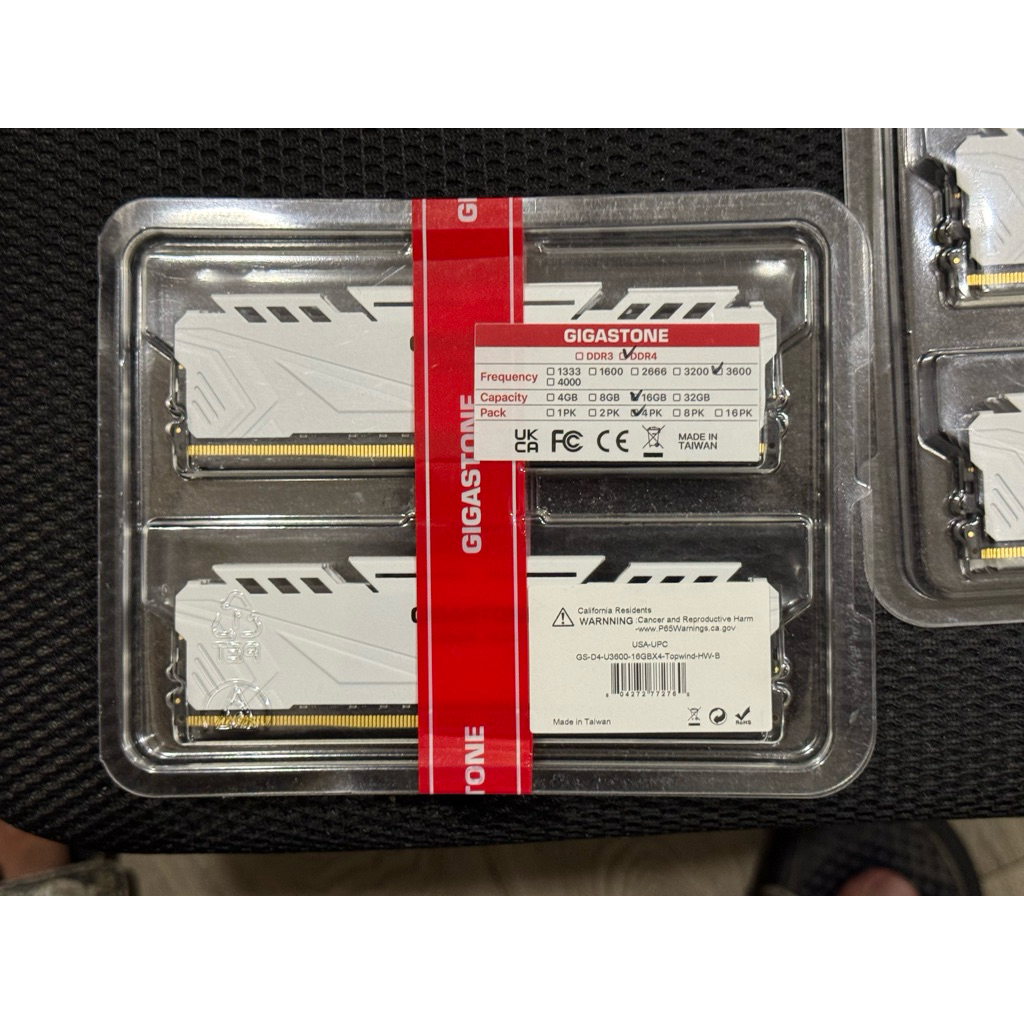 Kit Ram Gigastone 32GB (2x16gb) DDR4 bus 3600 NEW TRAY