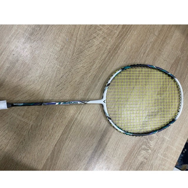 Vợt cầu lông cũ 99%, Victor Thruster K220h ii, bản 4u, cước 2, lưới trợ lực 66u 11kg