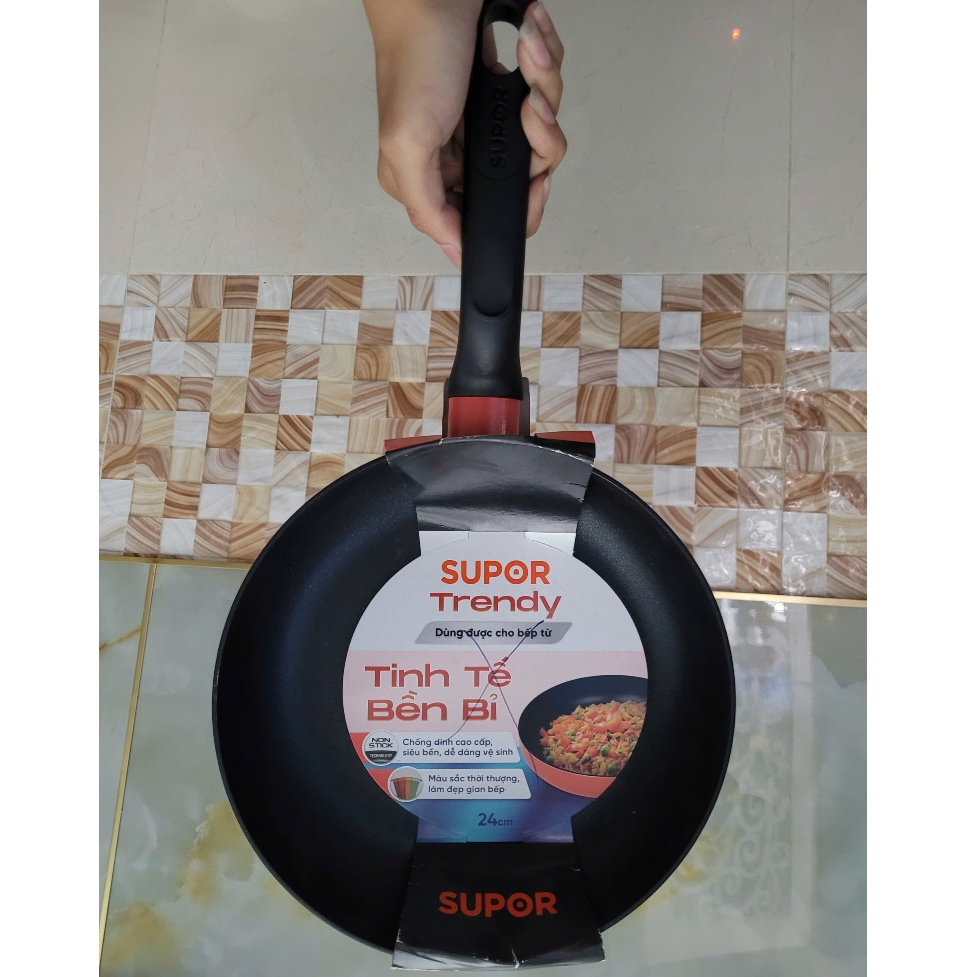 Chảo  vân  đá  đáy  từ  24  cm