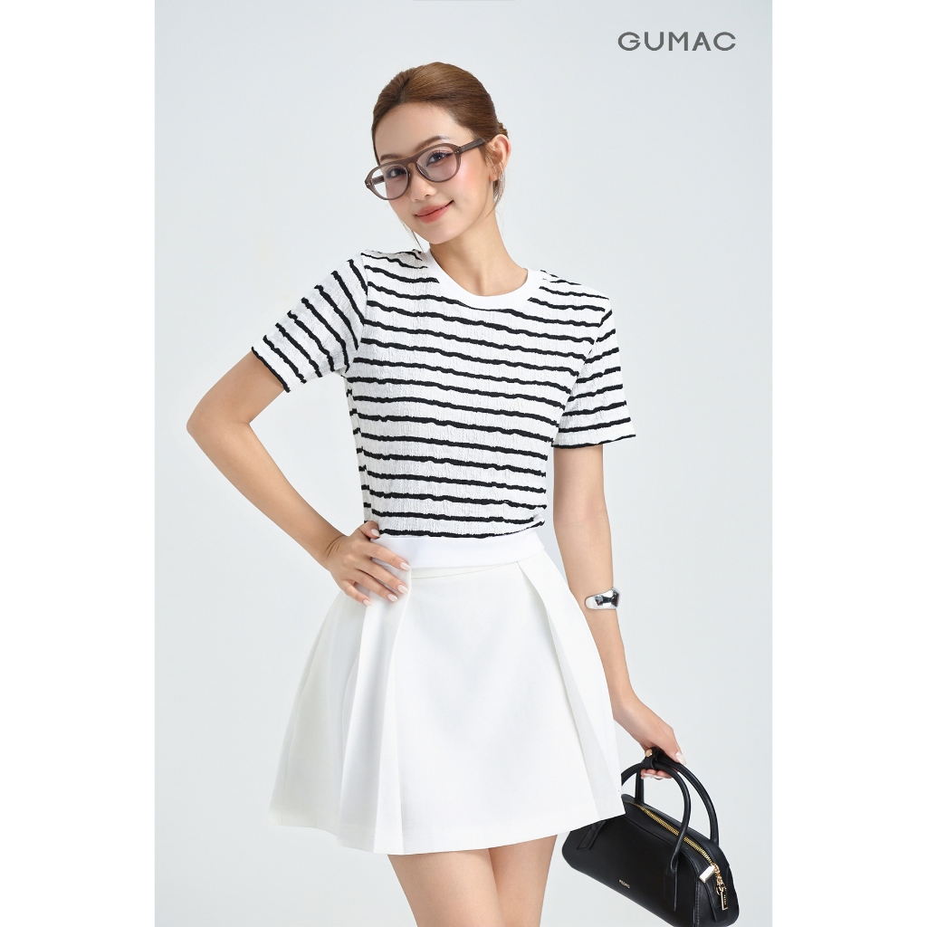Áo Thun Nữ GUMAC Áo Phông Kiểu Kẻ Sọc Ngang Dáng Ngắn Bo Eo Co Giãn Mềm Mát LATF0514 | BigBuy360 - bigbuy360.vn