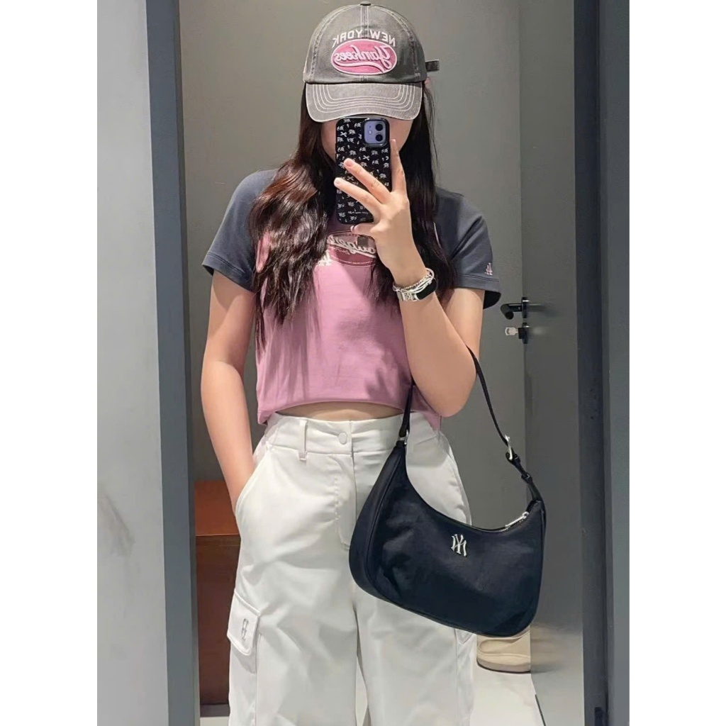 [Auth] Túi Karina's Basic Vintage Nylon Hobo Bag New