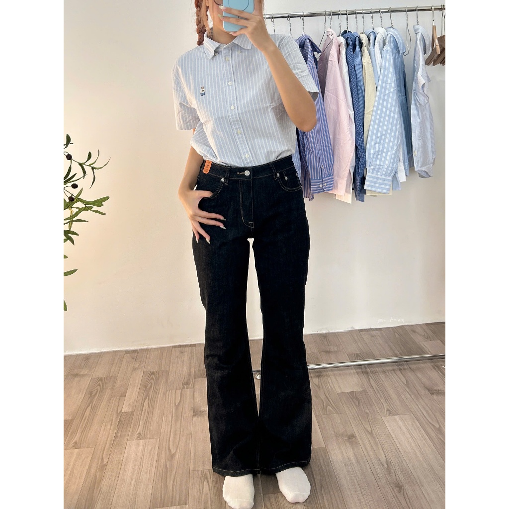 WHOAU Quần jeans bootcut dáng slim (nữ) - TJG2423F