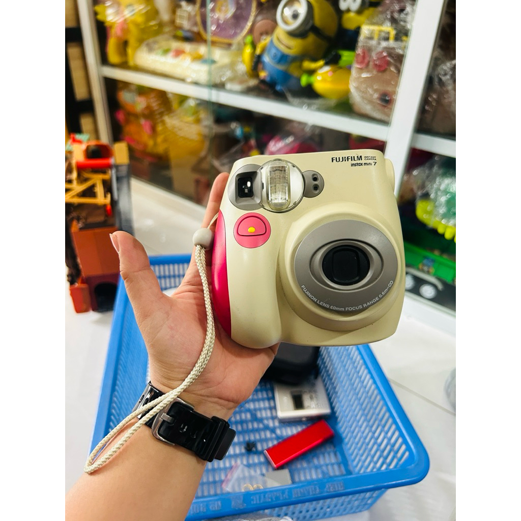 Máy ảnh FUJI FILM INSTAX MINI7S Instant Camera Hello Kitty ( Hàng cũ)
