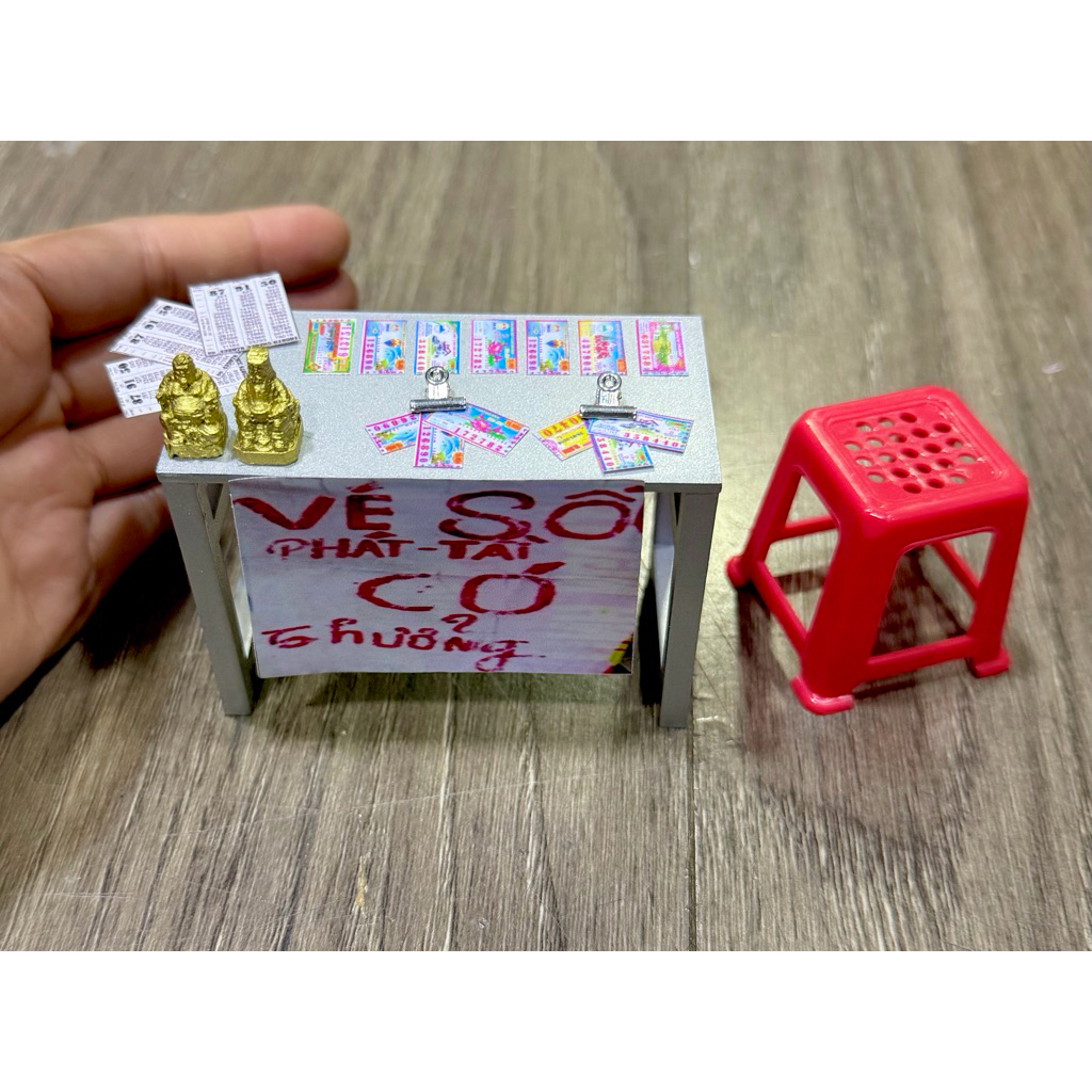 mô hình bàn vé số 1/12