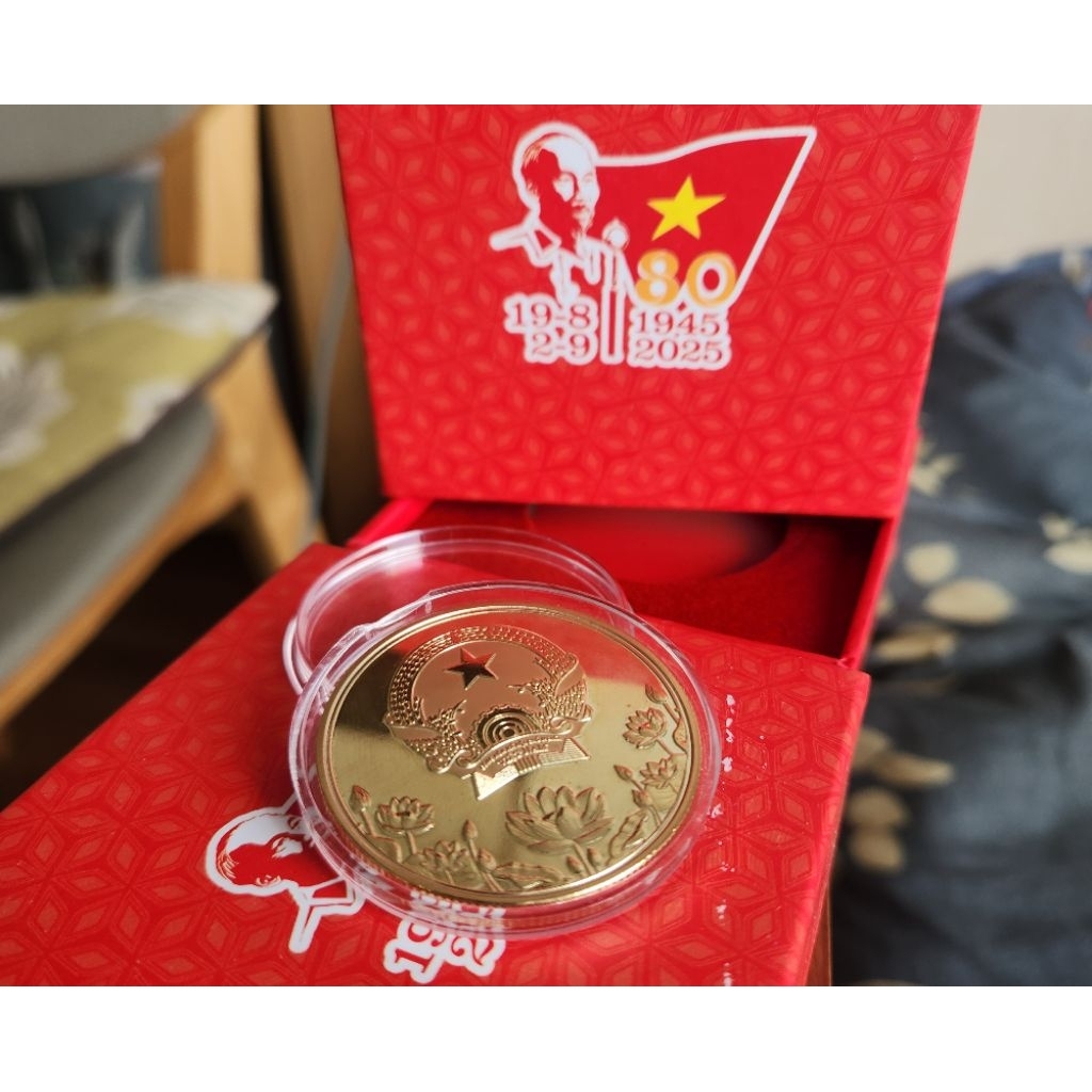 Hộp xu A80 - kỷ niệm 80 năm Quốc khánh - Tự hào Việt Nam