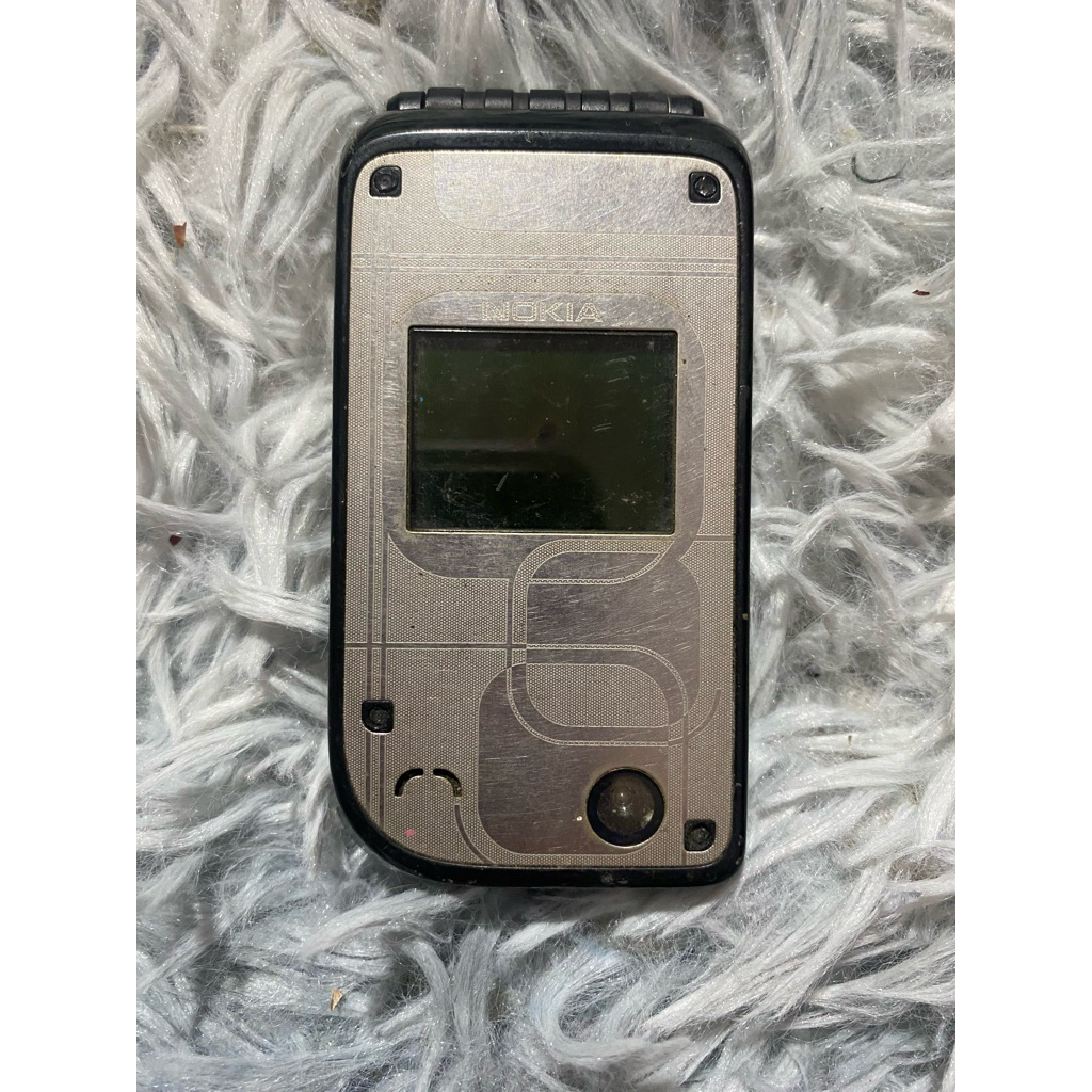 Xác Nokia 6170 k thấy lên, k bin đủ nắp, ae lấy đồ