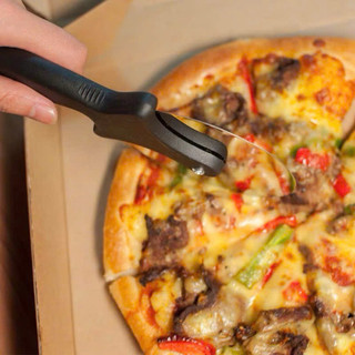 Dao cắt Pizza cán đen