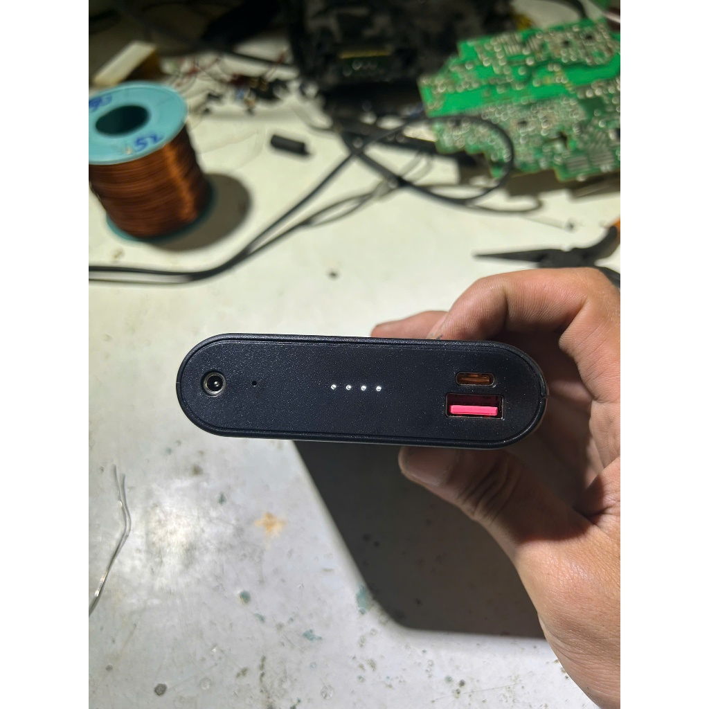 Pin áo điều hòa 4cell 21700 xịn