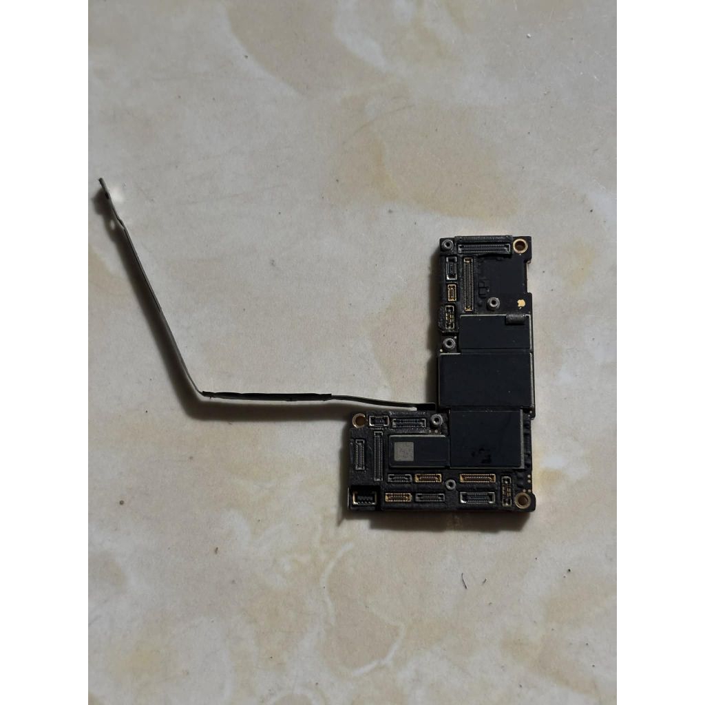Bộ phận Main bo mạch chủ không rõ tình trạng, dành cho điện thoại iphone 12 pro max
