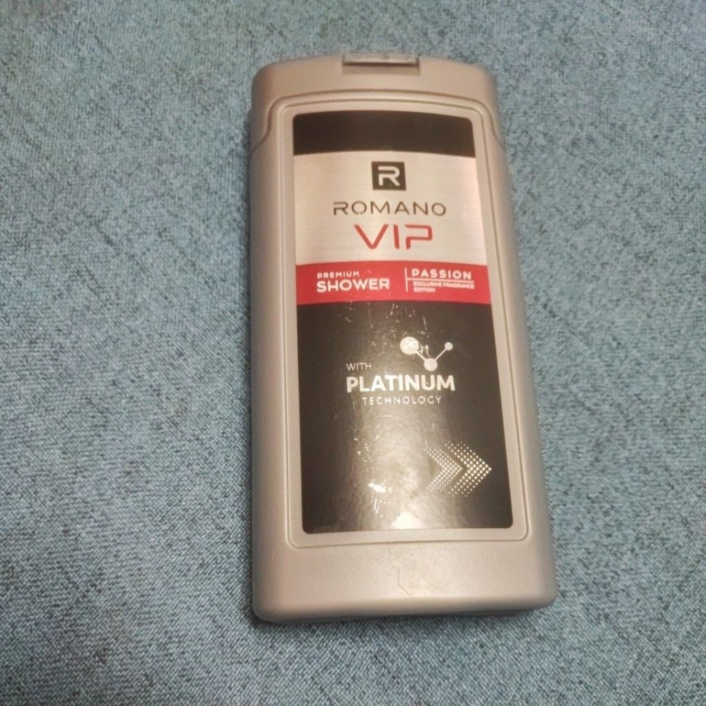 KT01. Sữa tắm Romano Vip 150ml