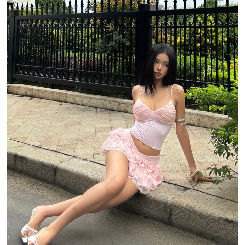 [Sẵn] Set Bộ Áo Hai Dây Corset Phối Ren + Chân Váy Tầng Bèo Xoè Màu Hồng Pastel Phong Cách Coquette Balletcore Gợi Cảm | BigBuy360 - bigbuy360.vn