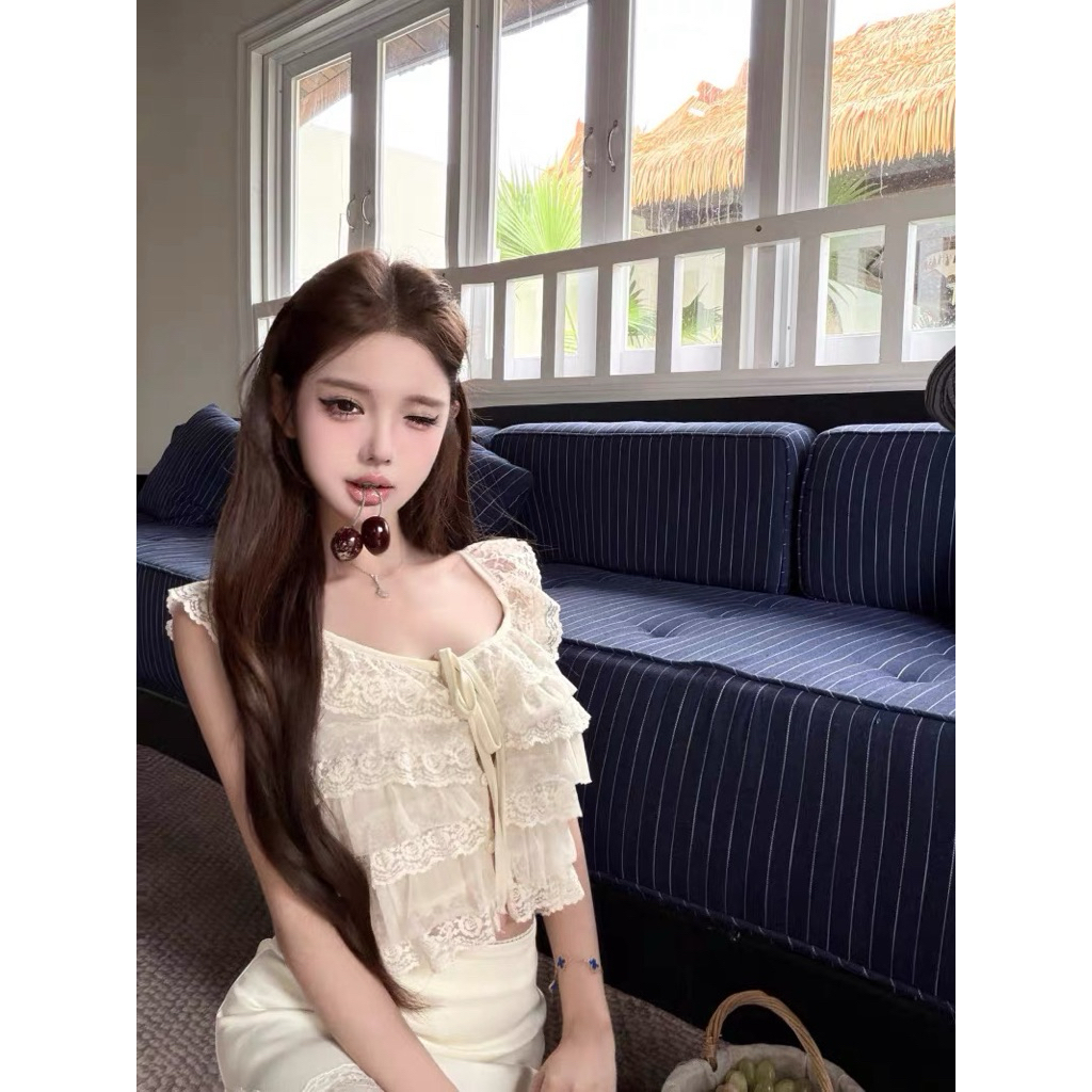 Áo ren bèo tầng cổ sâu sexy TABISHOP Áo kiểu nữ hottrend mặc hè đi chơi sang chảnh(318) | BigBuy360 - bigbuy360.vn