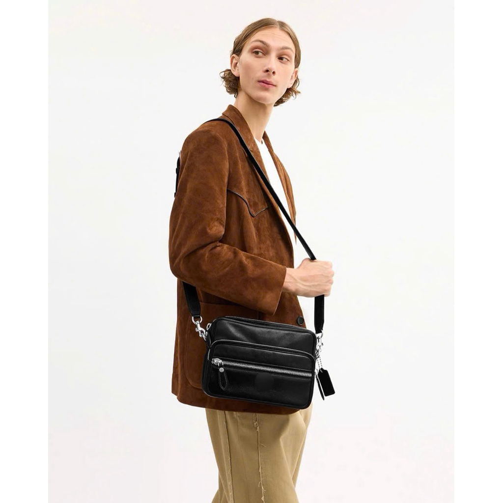 Túi xách nam form dáng chữ nhật Dakota Crossbody Bag
