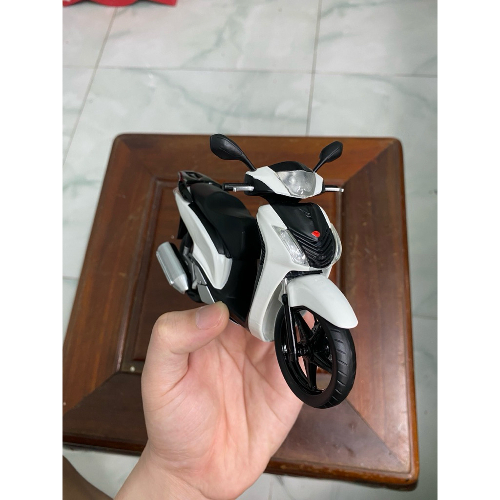 Mô hình SH Ý xe Shy SH 150 phiên chi tiết cao cấp - Tỉ lệ: 1/12