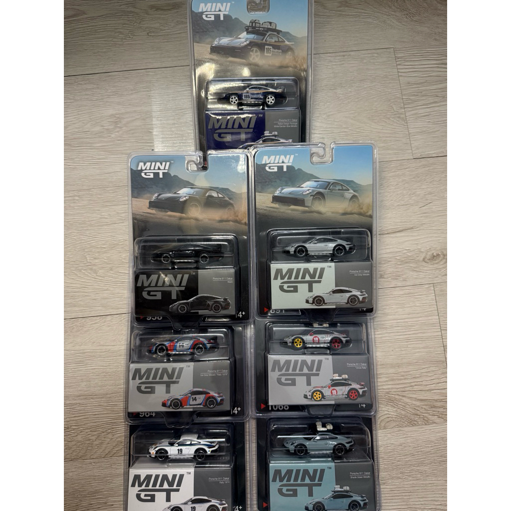 Bộ xe mô hình Mini GT Porsche 911 Dakar Card Type