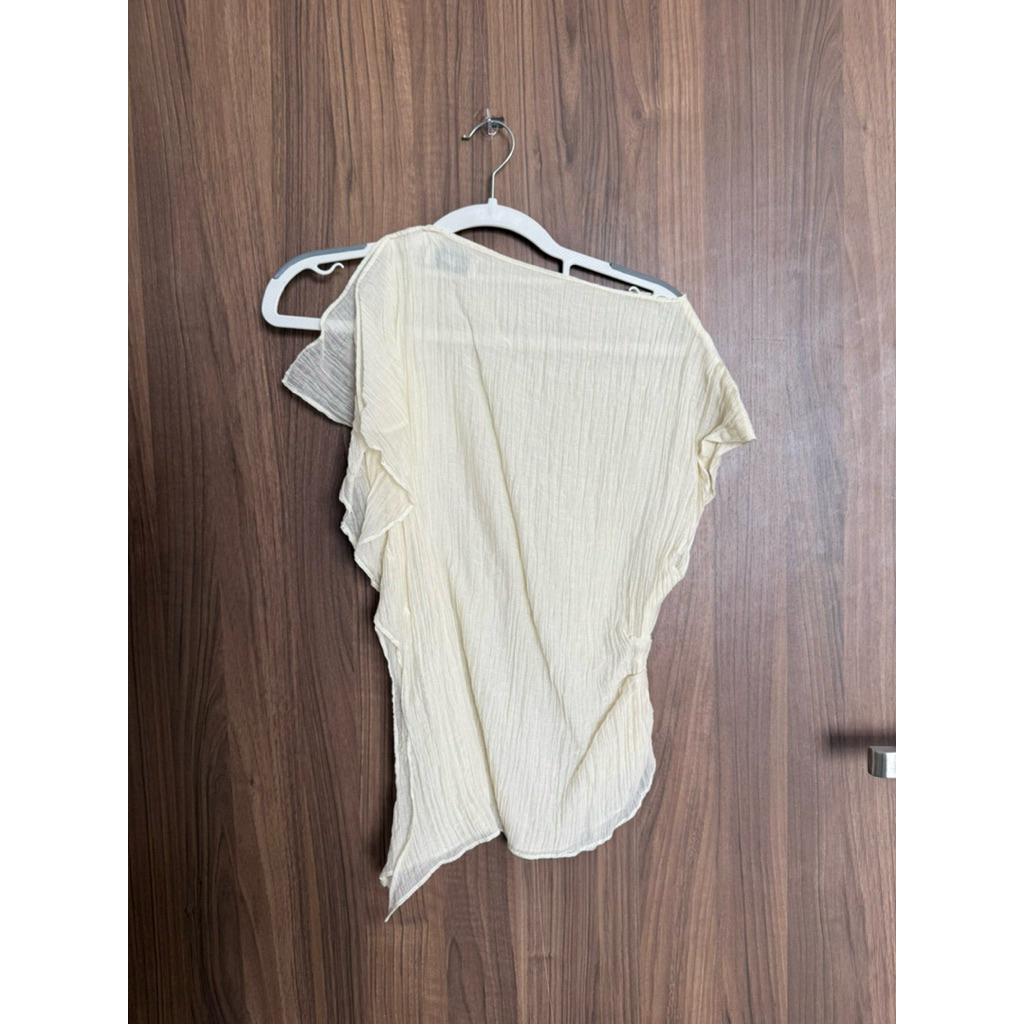 Pass áo lệch vai La Boutique mới 100%