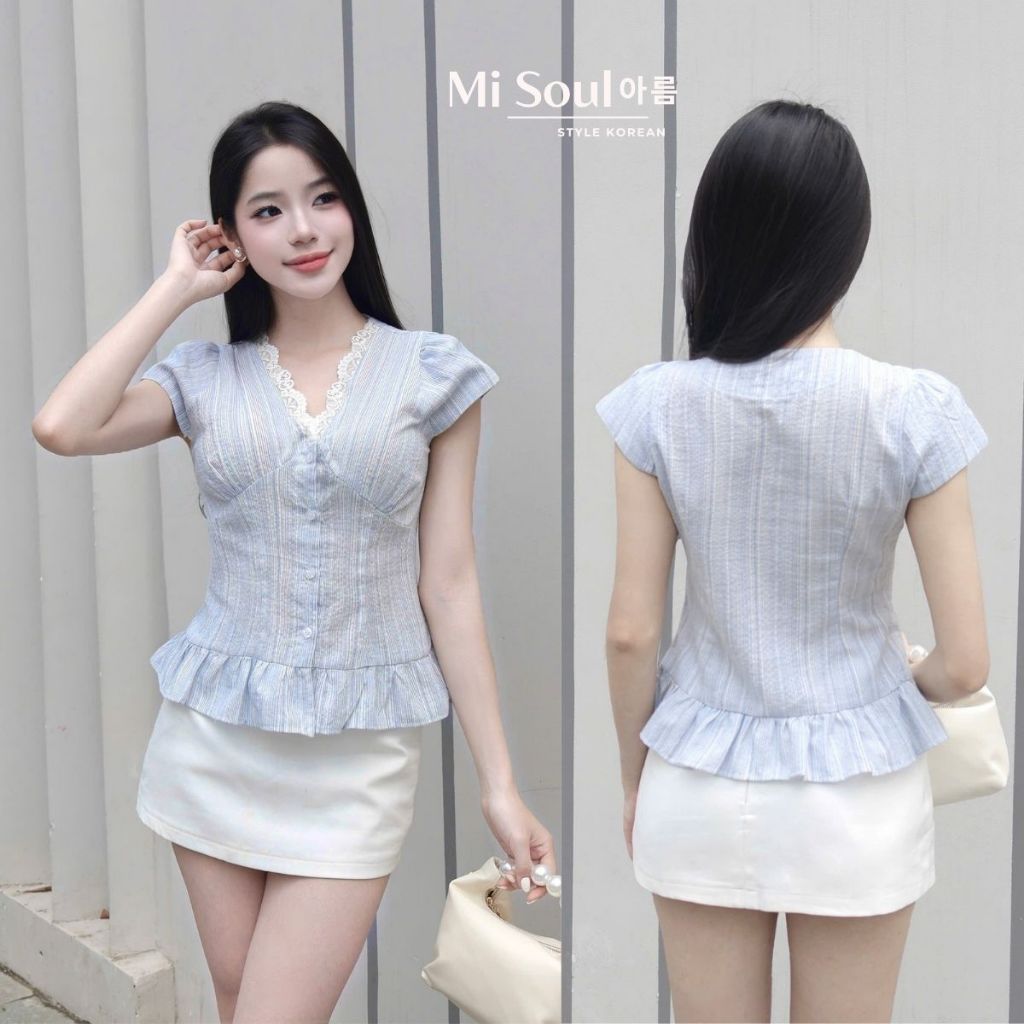 Áo Sơ Mi Nữ Cổ V Phối Viền Ren Tay Bồng Chất Thô Kẻ MiSoul 524, Áo Kiểu Cổ Ren Tay Con | BigBuy360 - bigbuy360.vn
